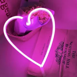 neon-led-na-sciane-znak-love-napis-neonowy
