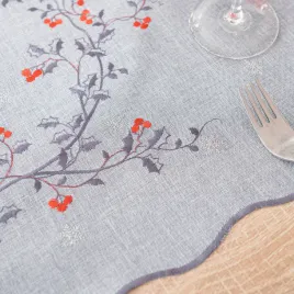 bieznik-swiateczny-obrus-z-haftem-bialoszary-40x140cm-jarzebina
