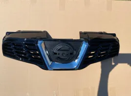 nissan-qashqai-lift-2010-grill-atrapa-nowa