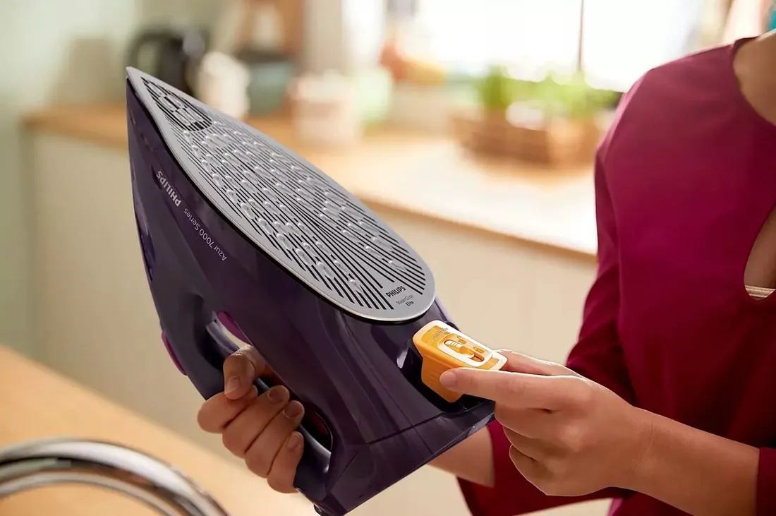 zelazko-philips-dst7061-30-3000-w