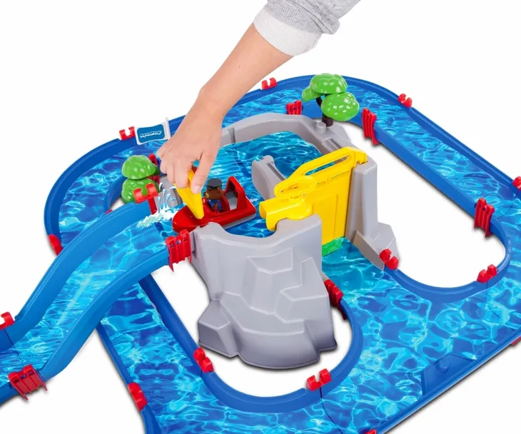 tor-wodny-aquaplay-1542-wiek-dziecka-3-lata