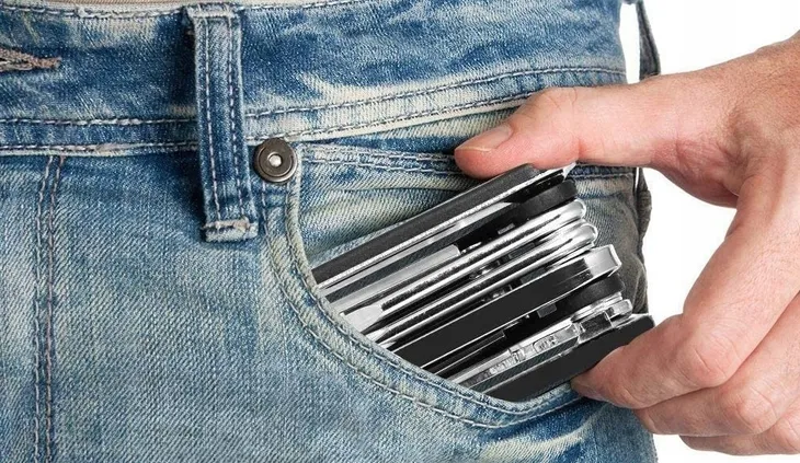 rowerowy-zestaw-narzedzi-naprawczych-multitool16w1-kod-producenta-rowerowy-zestaw-naprawczy-multitool-16w1-marka-inna-marka-stan-nowy