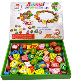 koraliki-drewniane-woodtoys-animal-pair-puts-on-the-rope