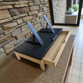 wielofunkcyjna-podstawka-stolik-pod-laptopa-monitor-tablet-laptop