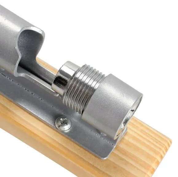 dziadek-do-orzechow-mocny-stan-nowy-rodzaj-na-podstawie