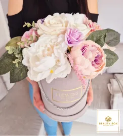 flower-box-roze-piwonie-xxl-bukiet-na-urodziny-zareczny-dzien-kobiet-babci