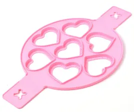 forma-mata-silikonowa-na-patelnie-serca-na-jajka-sadzone-nalesniki-rozowa