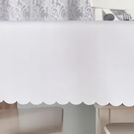 elegancki-obrus-plamoodporny-bialy-kolo-160cm-brzegi-chmurka-ultrasoniczna
