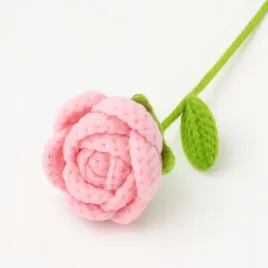 roza-rozowa-szydelkowa-z-wloczki-dluga-40cm-na-szydelku-dekoracja-prezent