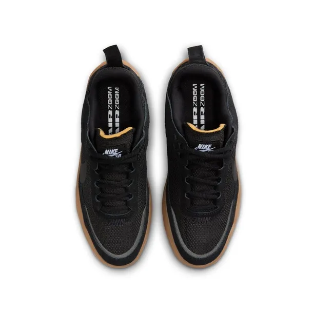 fn4210001-marka-nike-rozmiar-355