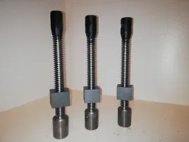 sruba-trapezowa-tr-20x4-nakretka-czworokatna-scisk-stolarski