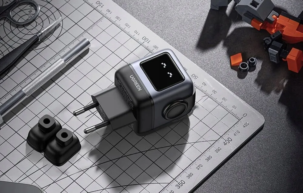 lad-siec-ugreen-65w-1xusb-2xusb-c-25685b-cd361