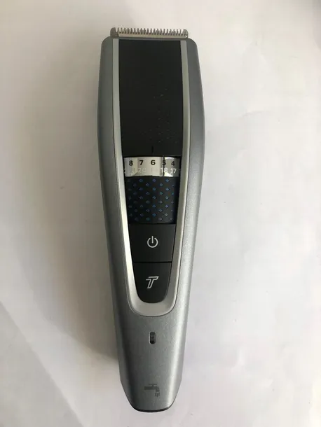 mocny-trymer-philips-bg7025-15-kolor-dominujacy-srebrny-szary