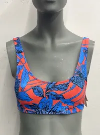 topshop-stroje-kapielowe-gory-od-bikini-42