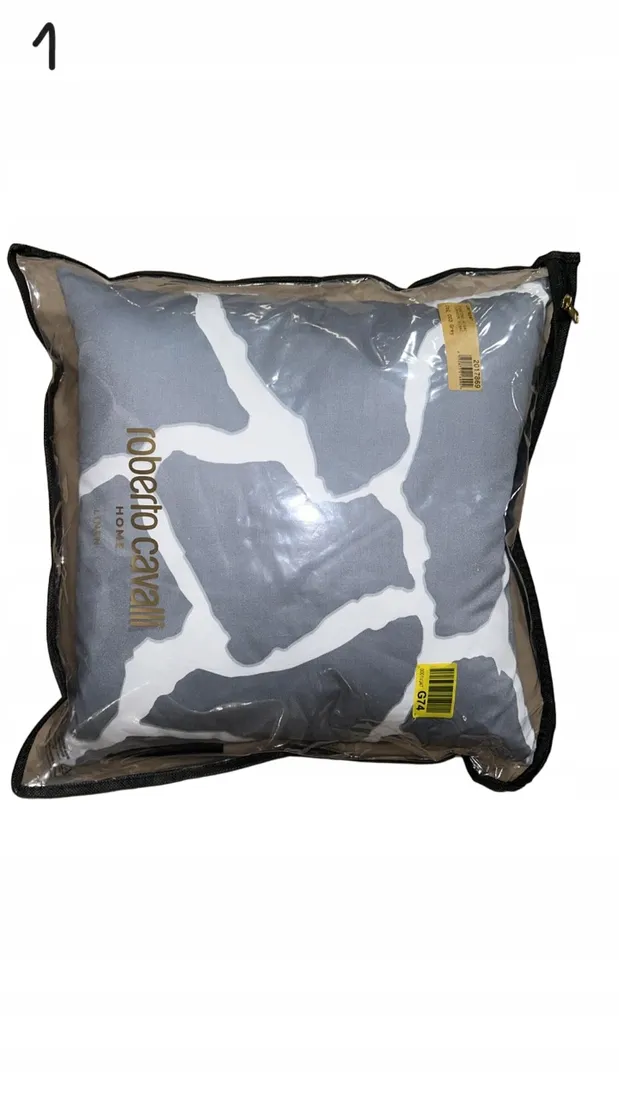 poduszka-roberto-cavalli-jerapah-40x40-stan-nowy