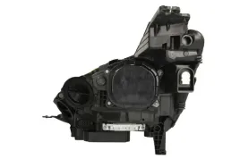 reflektor-swiatel-przednich-val046695