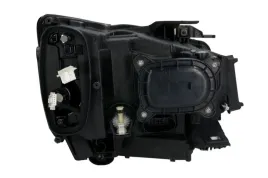 reflektor-swiatel-przednich-val046840