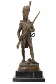 grenadier-francuski-zolnierz-z-brazu-figura-wojskowa-kolekcjonerska