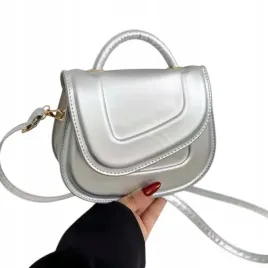 torebka-damska-na-ramie-klasyczna-elegancka-srebrna-usztywniana-raczka