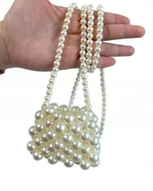 mini-torebka-torebeczka-komunijna-na-komunie-z-perlowych-koralikow