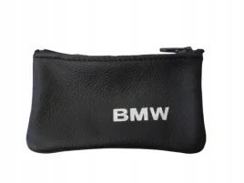 etui-skorzane-na-kluczyk-z-napisem-bmw