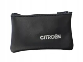 etui-skorzane-na-kluczyk-z-napisem-citroen