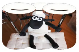 skarbonka-ceramiczna-baranek-shaun-producent