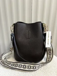 laura-biaggi-torebka-worek-skorzany-czekoladowy