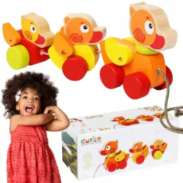 kaczuszki-drewniane-na-kolkach-zestaw-na-sznurku