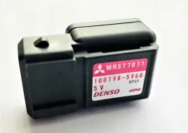 mitsubishi-oe-czujnik-cisnienia-mr577031-100798-5960