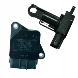 przeplywomierz-powietrza-denso-22204-0d020-toyota-hilux-camry-rav4-yaris