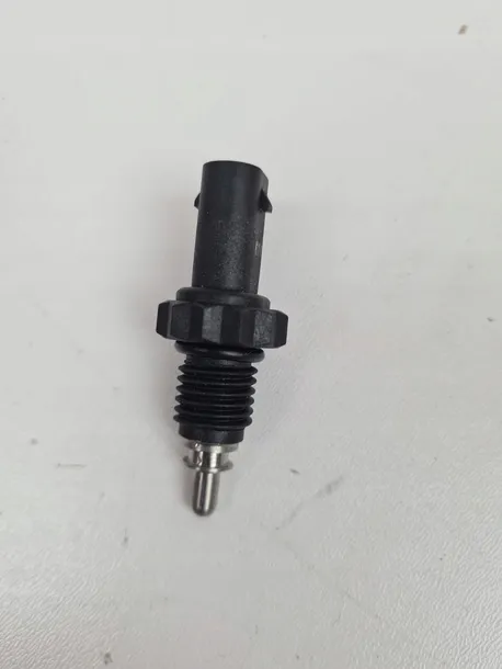 czujnik-temp-wody-audi-febi-bilstein-f106318-stan-nowy-jakosc-czesci-zgodnie-z-gvo-q-oryginal-z-logo-producenta-czesci-oem-oes