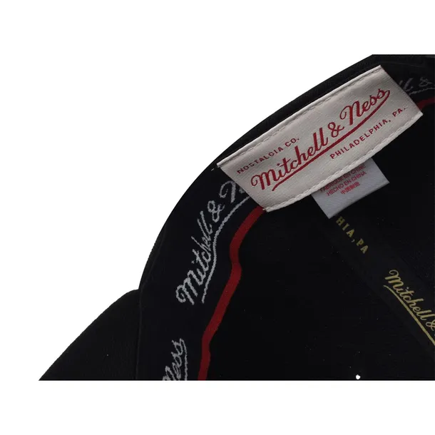 chicago-bulls-marka-mitchell-and-ness-kod-producenta-hhssintl1245cbublck