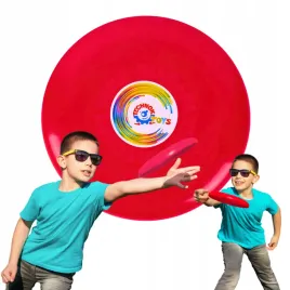 latajacy-spodek-frisbee-dysk-gra-podworkowa