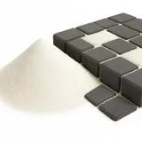 piasek-kwarcowy-suchy-20kg-bialy-do-fug-kostki-brukowej-01-05-mm-rodzaj-zwir-ogrodowy