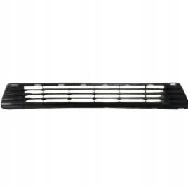 atrapa-zderzaka-grill-srodkowa-przod-toyota-cammry-xv50-nowy-53112-06300