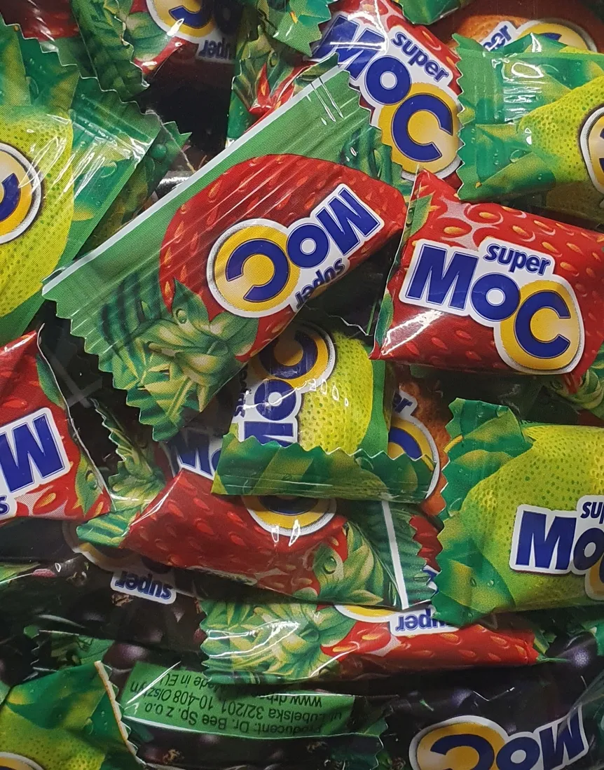 cukierki-karmelki-200g-moc-marka-karwit