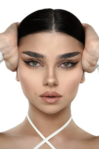 wtb-professional-pomadka-do-ust-4w1-dusty-nude