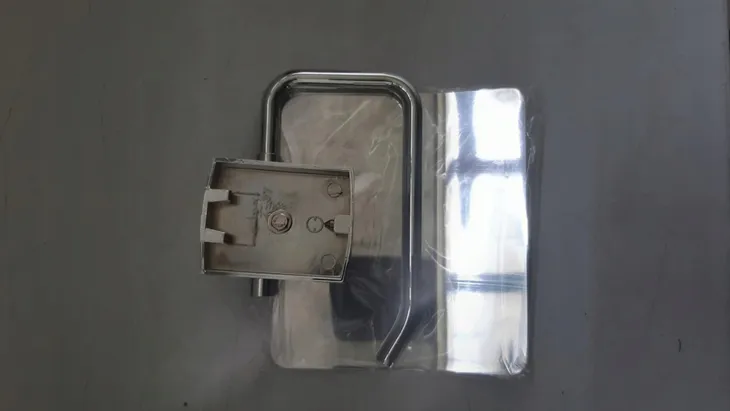 uchwyt-na-papier-tesa-material-wykonania-tworzywo-sztuczne