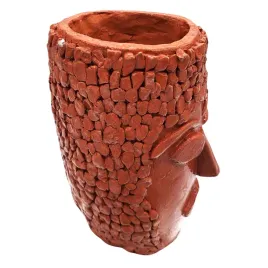recznie-robiona-doniczka-ceramiczna-w-ksztalcie-glowy-dekoracja