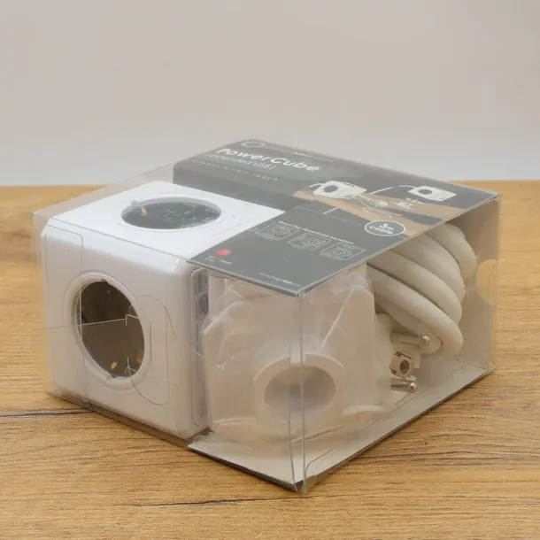 listwa-zasilajaca-powercube-4-kabel-3-metry-2x-usb-dlugosc-przewodu-3-m
