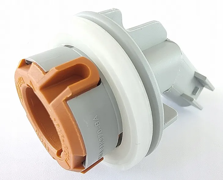 oprawa-zarowki-kierunkowskazu-ford-focus-04-ford-1345075-numer-katalogowy-oryginalu-4m5a-13k370-ba