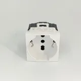 gniazdo-elektryczne-scienne-ettroit-bialy-stan-powystawowy