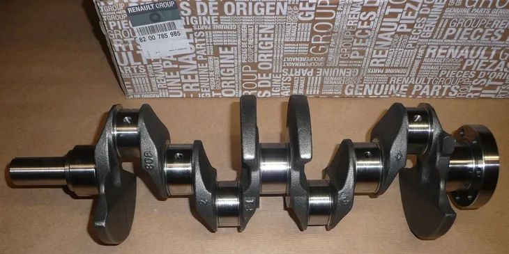 wal-korbowy-renault-megane-14-09-waga-z-opakowaniem-11-4-kg