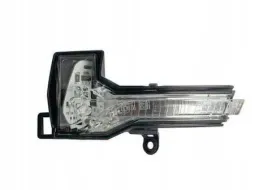 migacz-boczny-w-lusterku-95b1195e-95b1195e