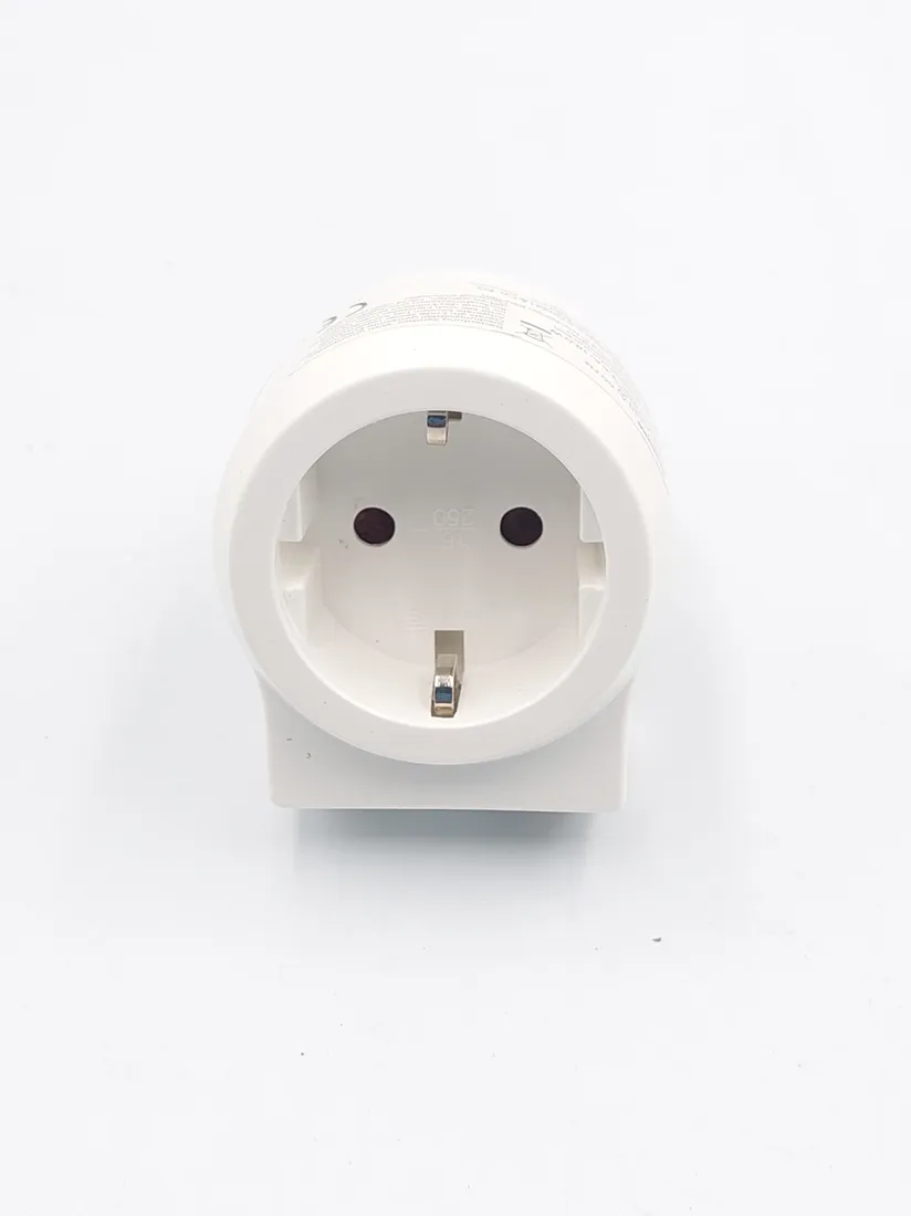 gniazdo-elektryczne-scienne-unitec-bialy