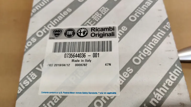 fiat-500-abarth-595-atrapa-satyna-nowy-oryginal-stan-nowy-producent-czesci-fiat-oe
