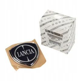 znaczek-logo-emblemat-przod-lancia-delta-2011-