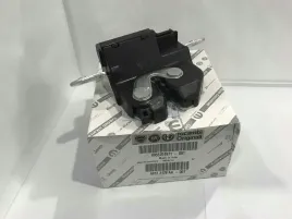 zamek-klapy-bagaznika-alfa-giulietta-fiat-tipo