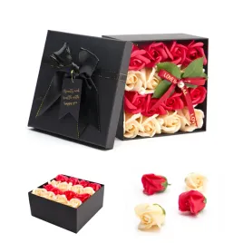 flowerbox-z-kwiatami-mydlanym-16-szt-upominek-kwiaty-roze-mydlane